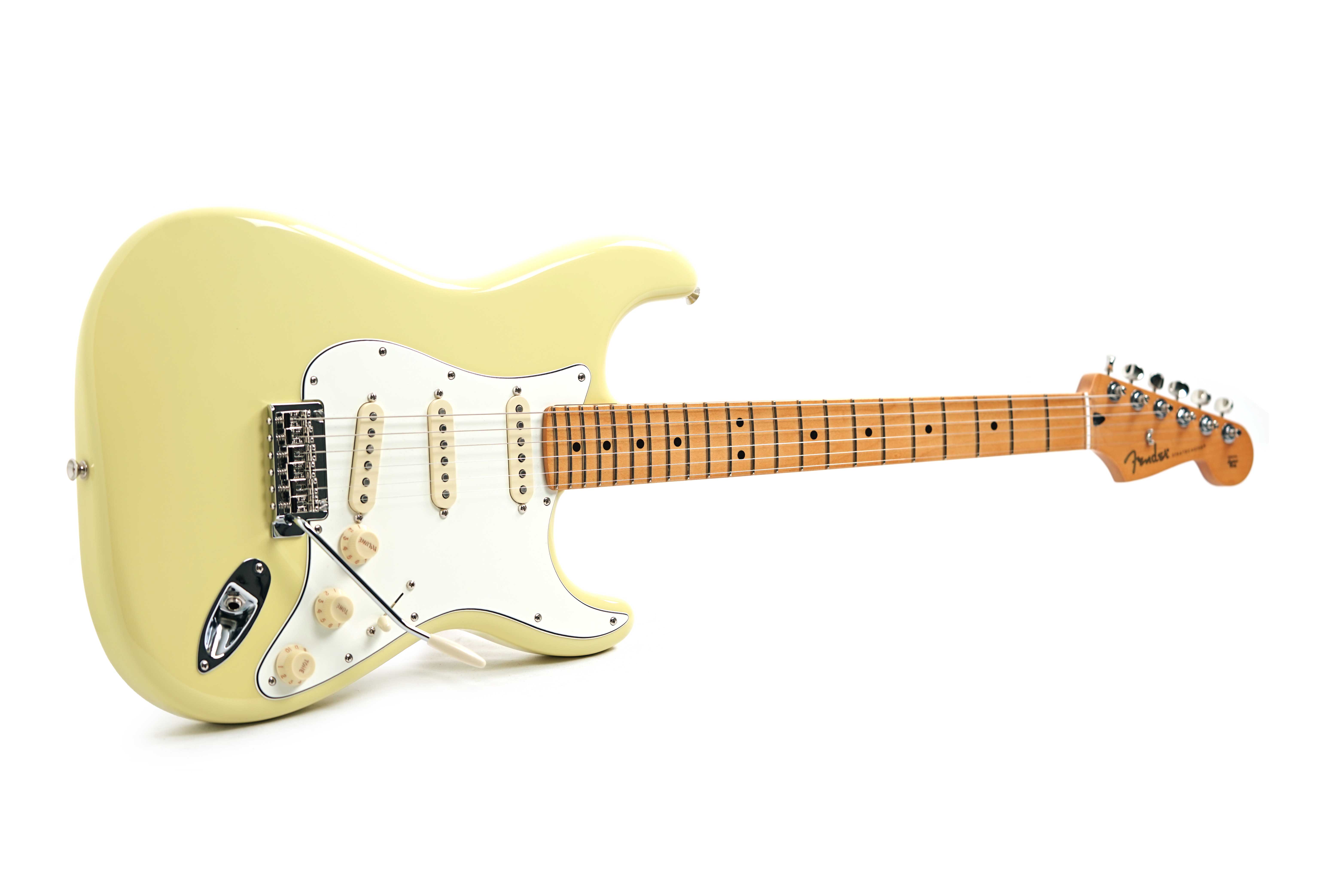 Fender Player II Stratocaster Hialeah Yellow Maple Fingerboard (Ex-Demo) #MX25059610