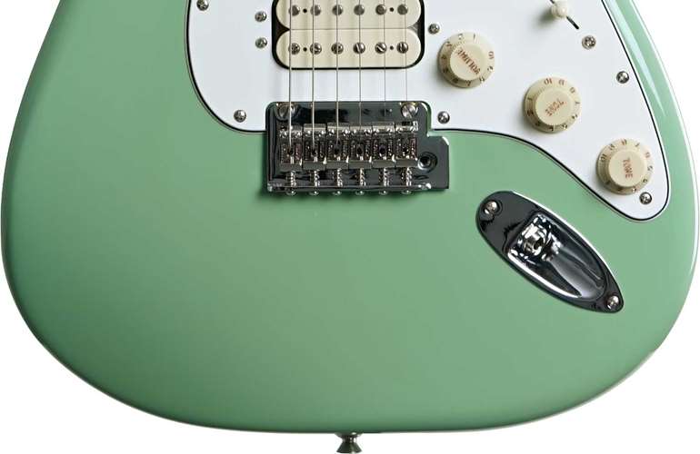 Fender Player II Stratocaster HSS Rosewood Fingerboard Birch Green (Ex-Demo) #MX24029265 Fender Player II Stratocaster HSS Rosewood Fingerboard Birch Green (Ex-Demo) #MX24029265