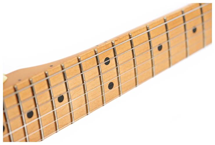 Fender Player II Stratocaster HSS Hialeah Yellow Maple Fingerboard Fender Player II Stratocaster HSS Hialeah Yellow Maple Fingerboard