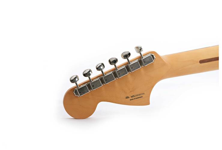 Fender Player II Jaguar Rosewood Fingerboard 3 Color Sunburst Fender Player II Jaguar Rosewood Fingerboard 3 Color Sunburst