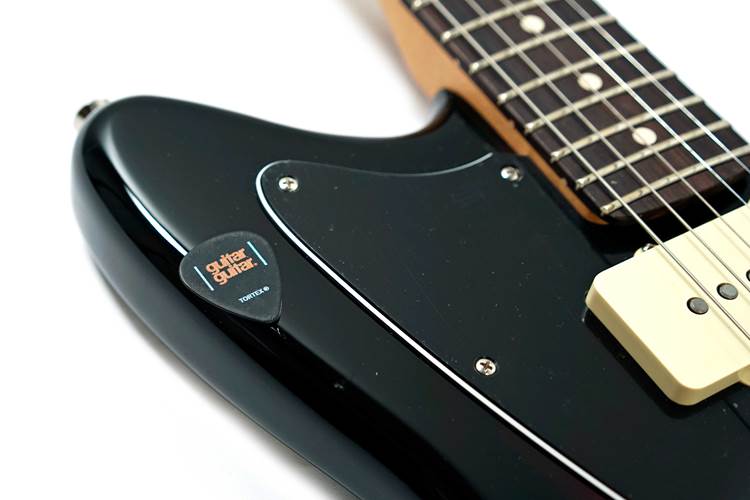Fender Player II Jazzmaster Rosewood Fingerboard 3-Color Sunburst (Ex-Demo) #MX24080700 Fender Player II Jazzmaster Rosewood Fingerboard 3-Color Sunburst (Ex-Demo) #MX24080700