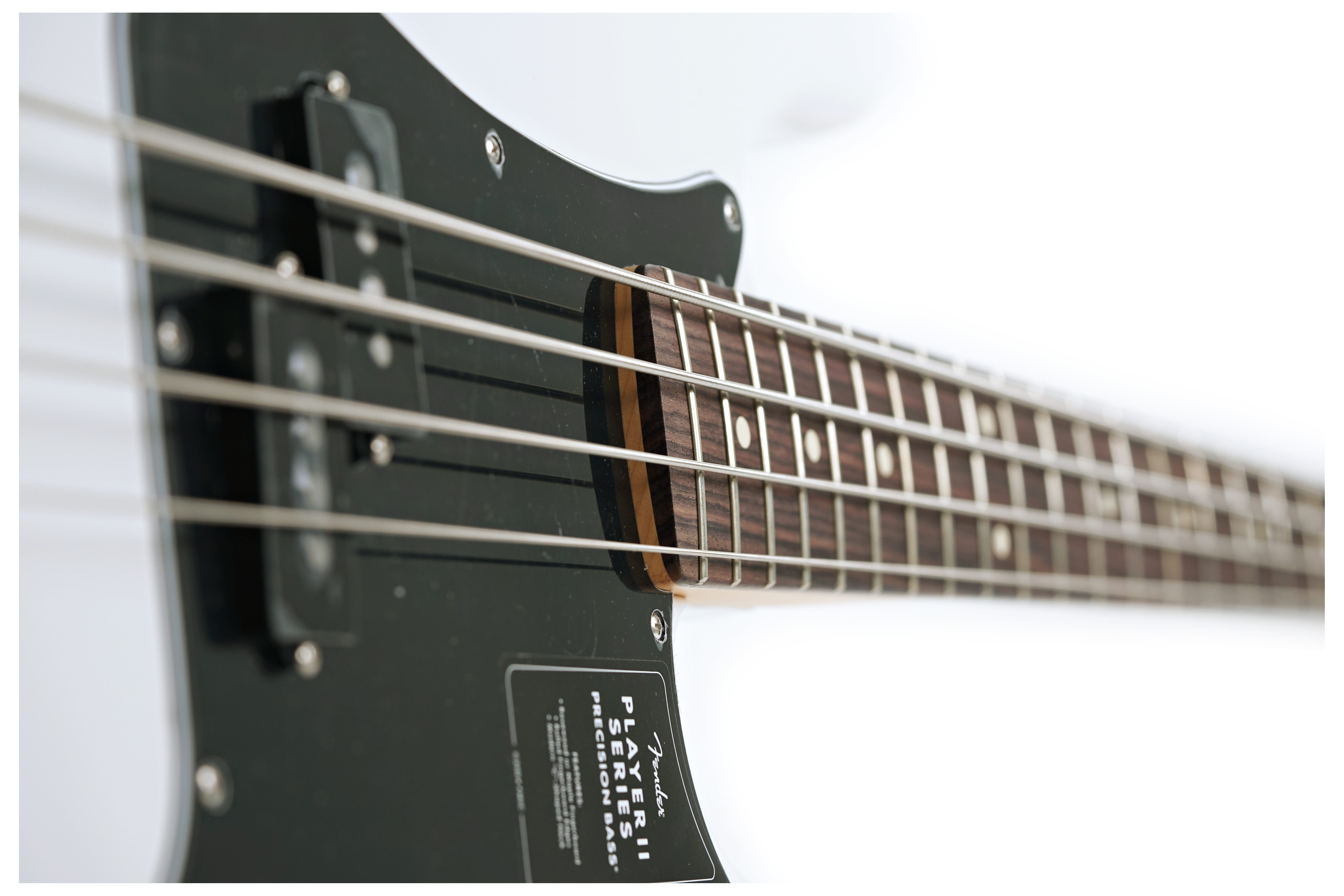 Fender Player II Precision Bass Polar White Rosewood Fingerboard
