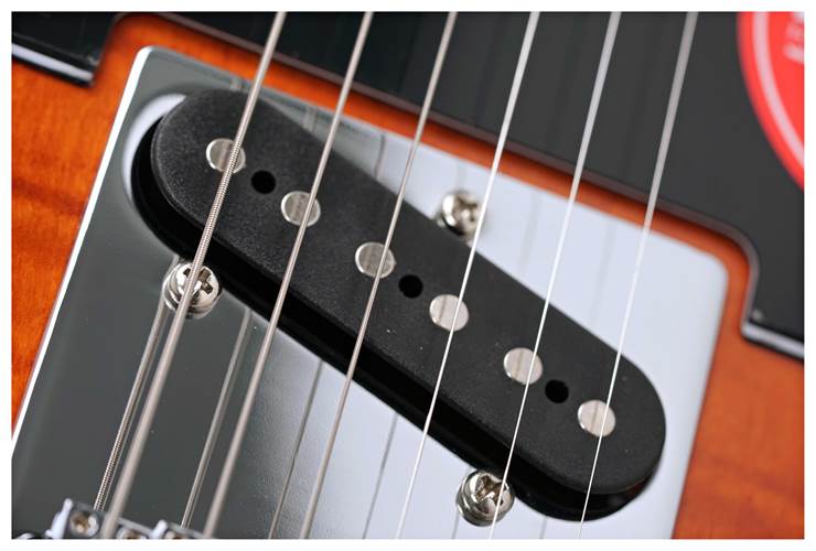 Squier Affinity Series Telecaster FMT SH Black Pickguard Mocha Maple Fingerboard Squier Affinity Series Telecaster FMT SH Black Pickguard Mocha Maple Fingerboard