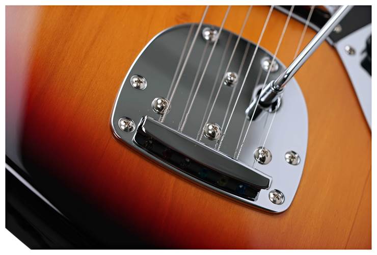 Squier Affinity Series Jaguar Indian Laurel Fingerboard Black Pickguard 3-Colour Sunburst Squier Affinity Series Jaguar Indian Laurel Fingerboard Black Pickguard 3-Colour Sunburst