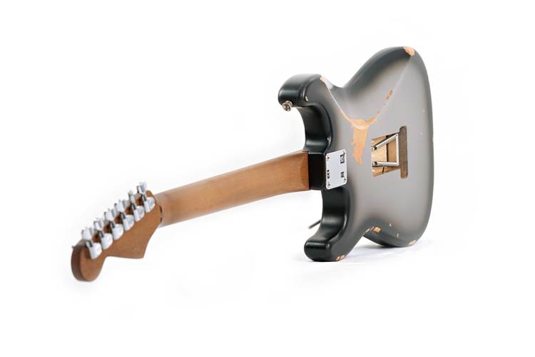 EVH Limited Edition Frankenstein Relic Series Silverburst Maple Fingerboard EVH Limited Edition Frankenstein Relic Series Silverburst Maple Fingerboard