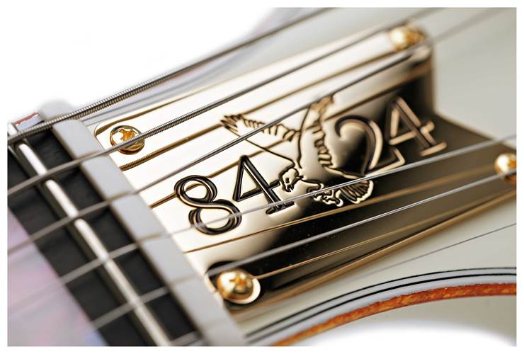 Gretsch G8424T Billy Duffy Signature Falcon Vintage White Lacquer Gretsch G8424T Billy Duffy Signature Falcon Vintage White Lacquer