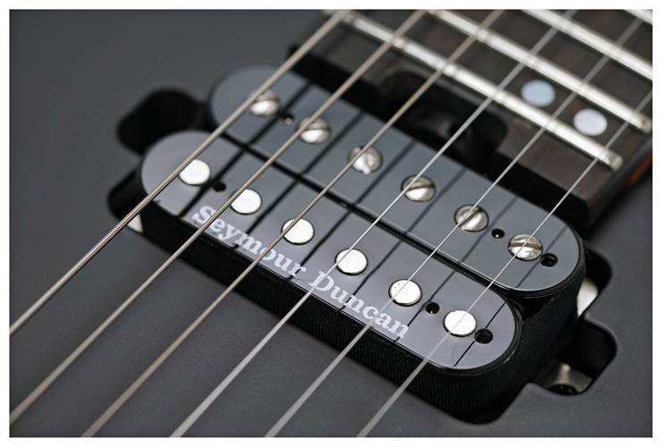 Jackson American Virtuoso HT Satin Black Ebony Fingerboard Jackson American Virtuoso HT Satin Black Ebony Fingerboard