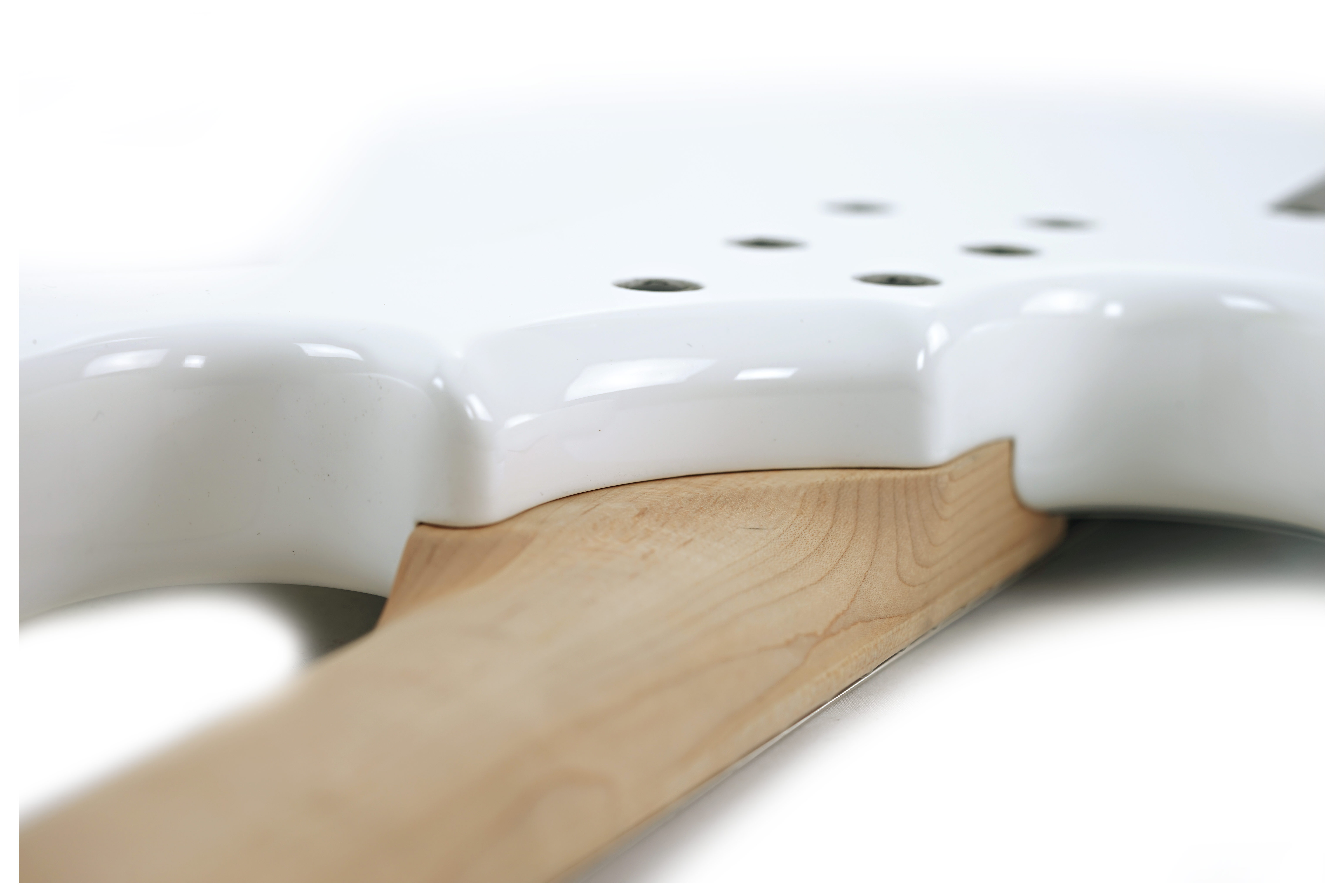 Cort NJS 4 White (Ex-Demo)