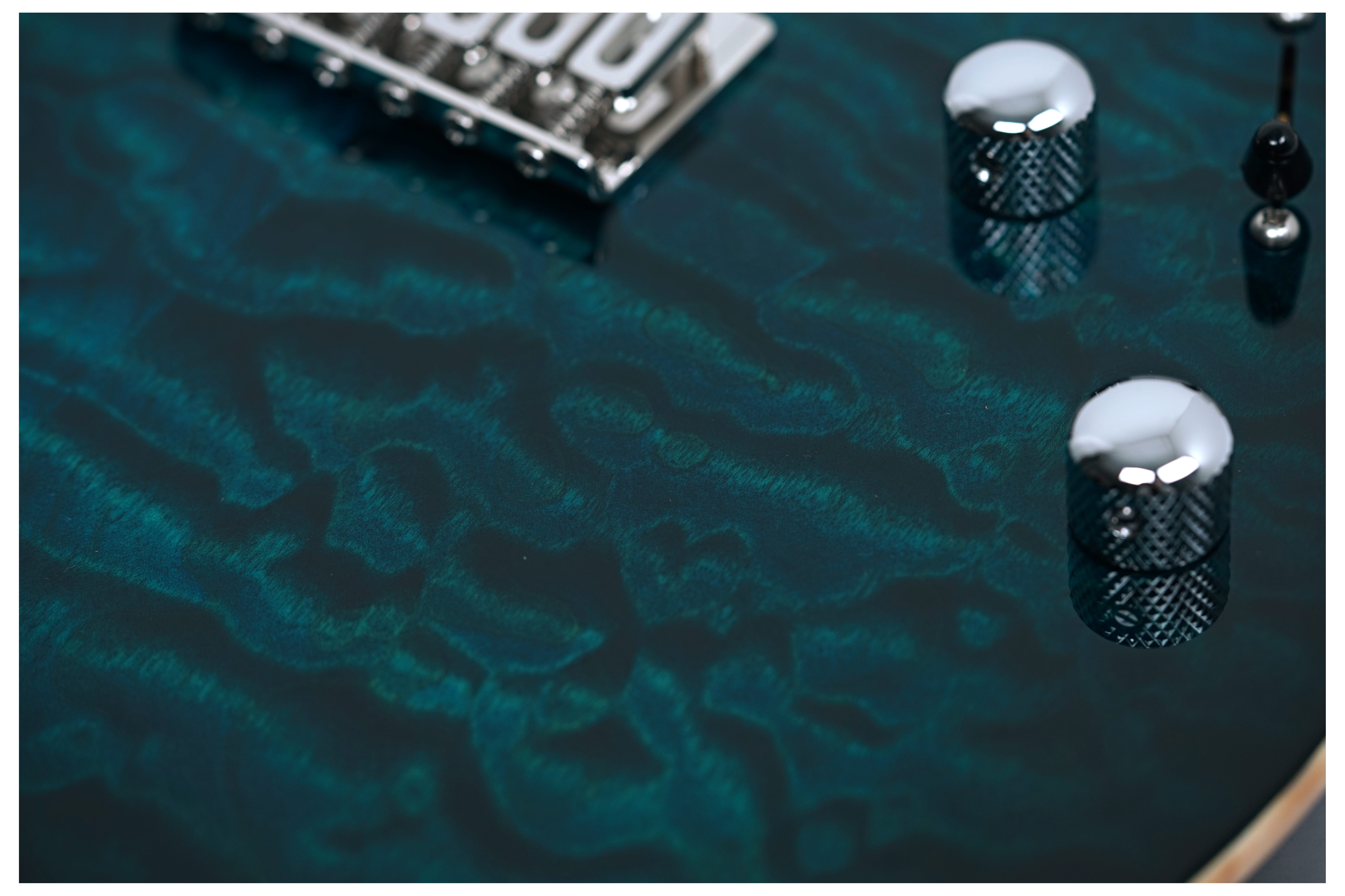 Suhr Modern T Quilt Trans Teal Burst #86460