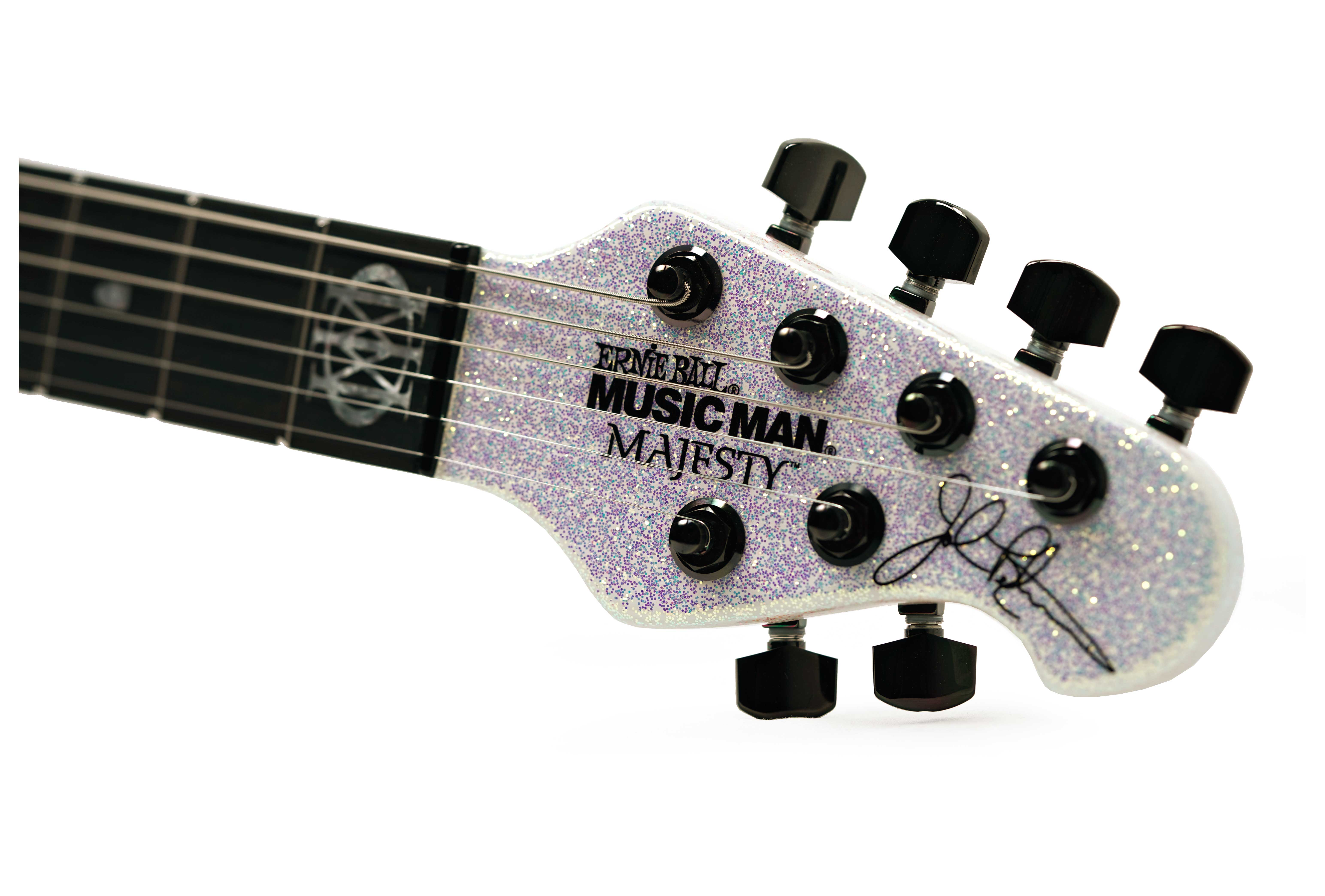 Music Man Majesty in Her Majesty's Request #M020936