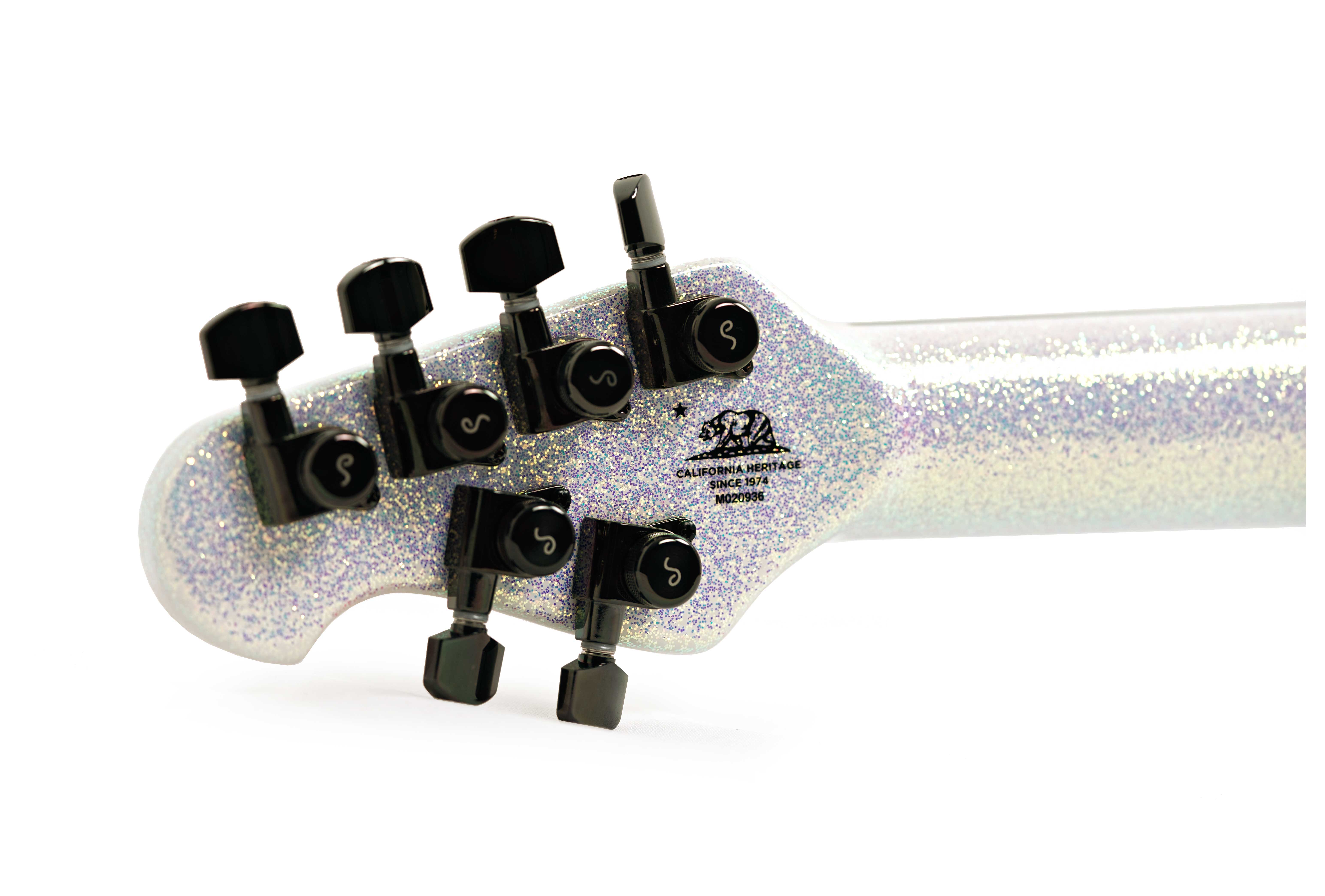 Music Man Majesty in Her Majesty's Request #M020936