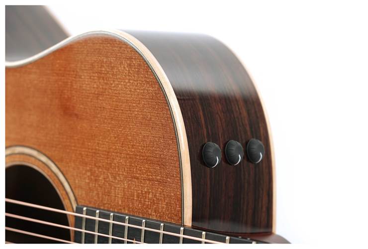 Taylor Grand Auditorium Sitka Spruce / Indian Rosewood (Nearly New) #1203184120 Taylor Grand Auditorium Sitka Spruce / Indian Rosewood (Nearly New) #1203184120