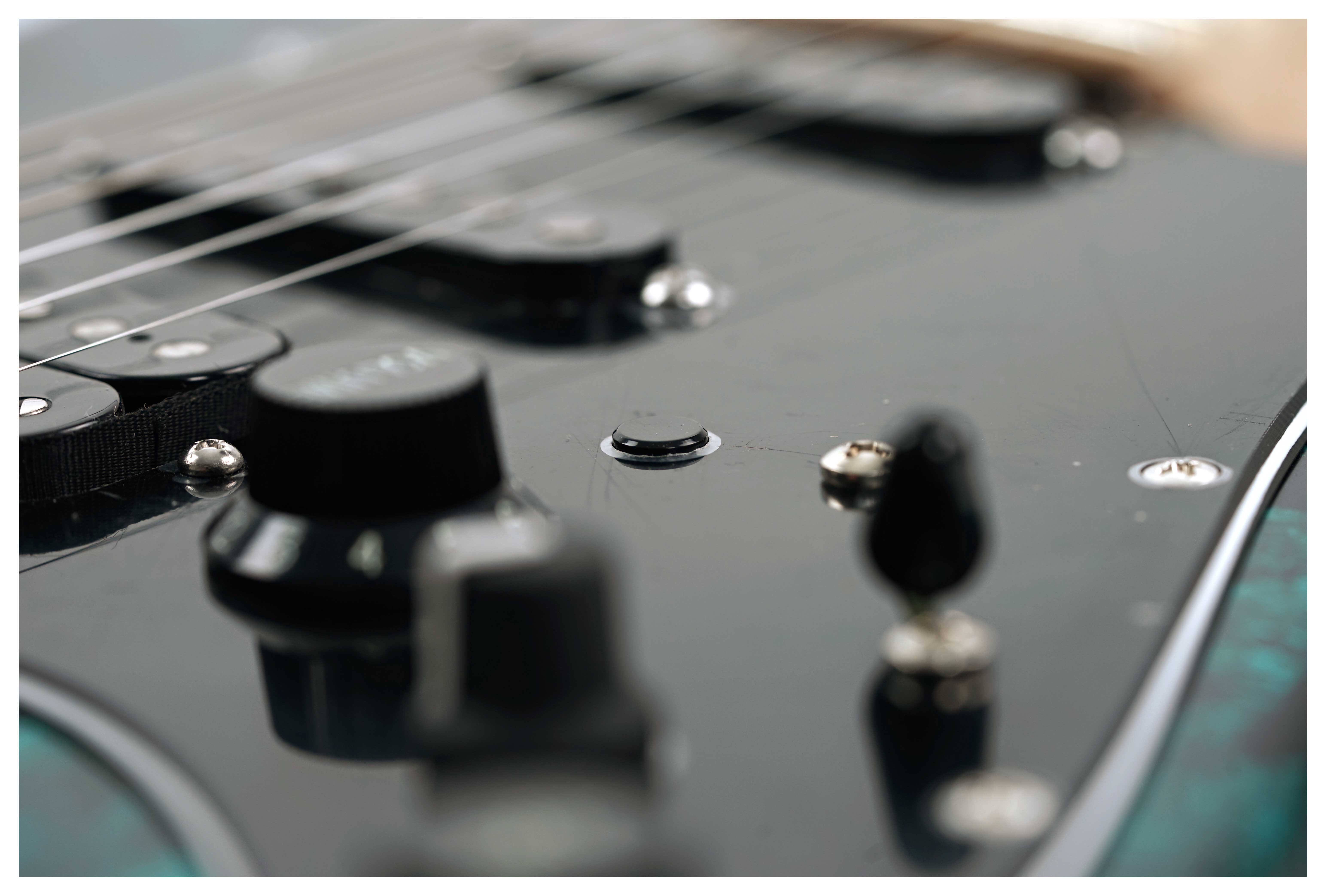 Tyler Japan Studio Elite HD Black Shmear Turquoise Tint