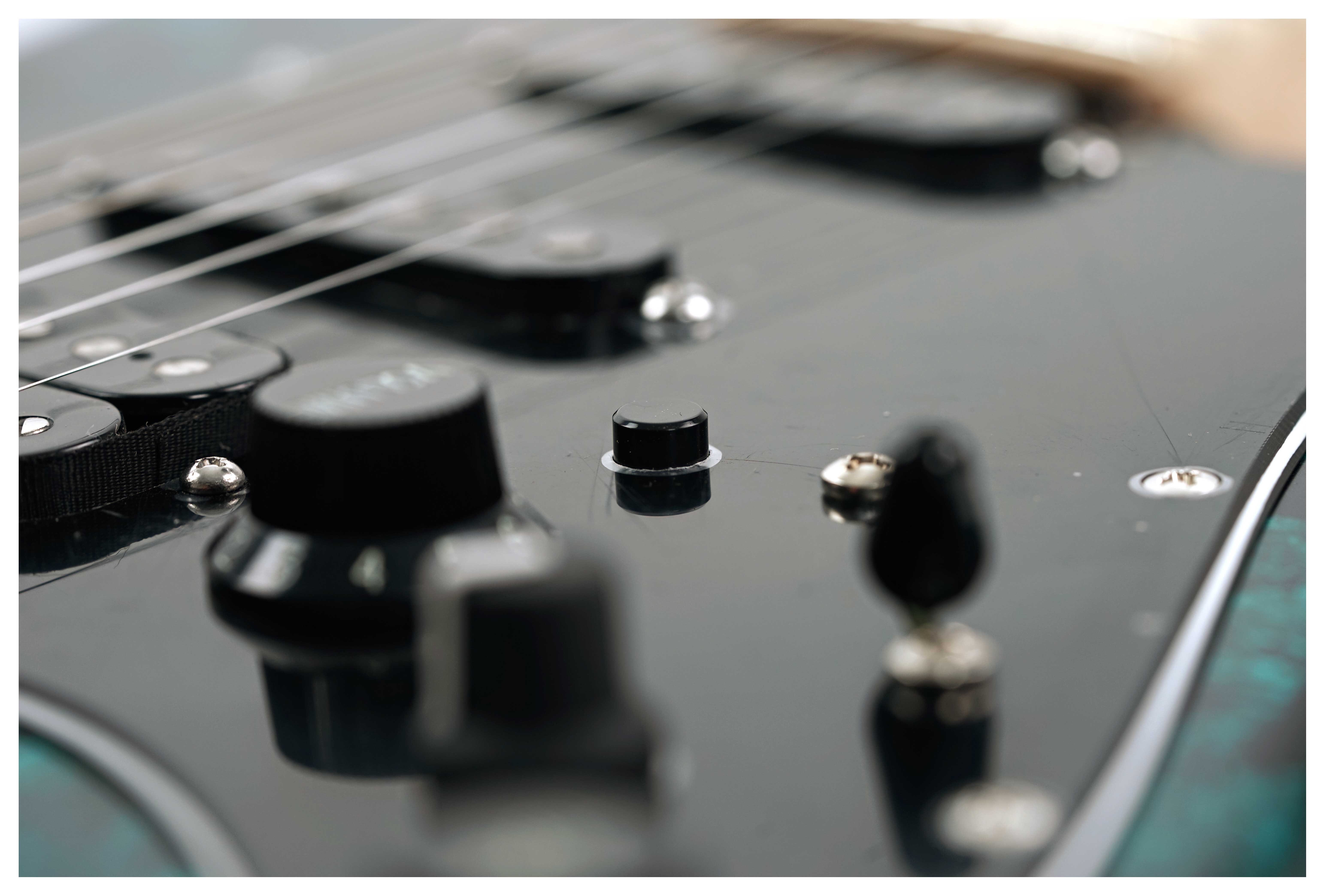 Tyler Japan Studio Elite HD Black Shmear Turquoise Tint