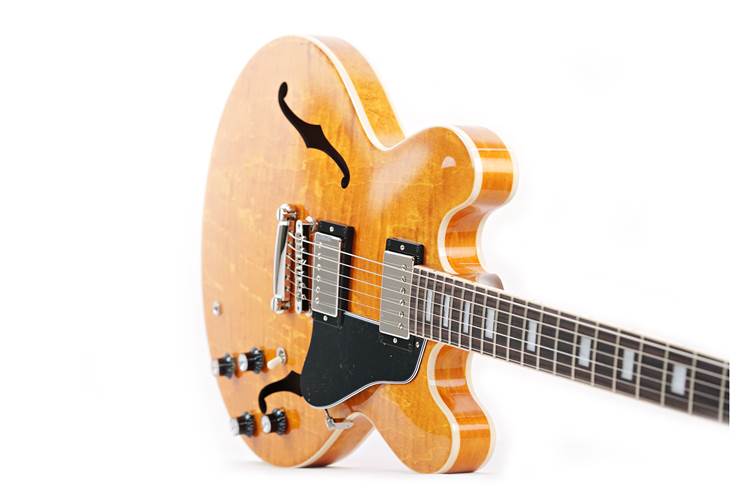 Gibson ES-335 Figured Honey Amber #202850319 Gibson ES-335 Figured Honey Amber #202850319