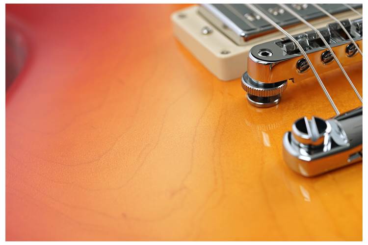 Gibson Les Paul Studio Cherry Sunburst Gibson Les Paul Studio Cherry Sunburst