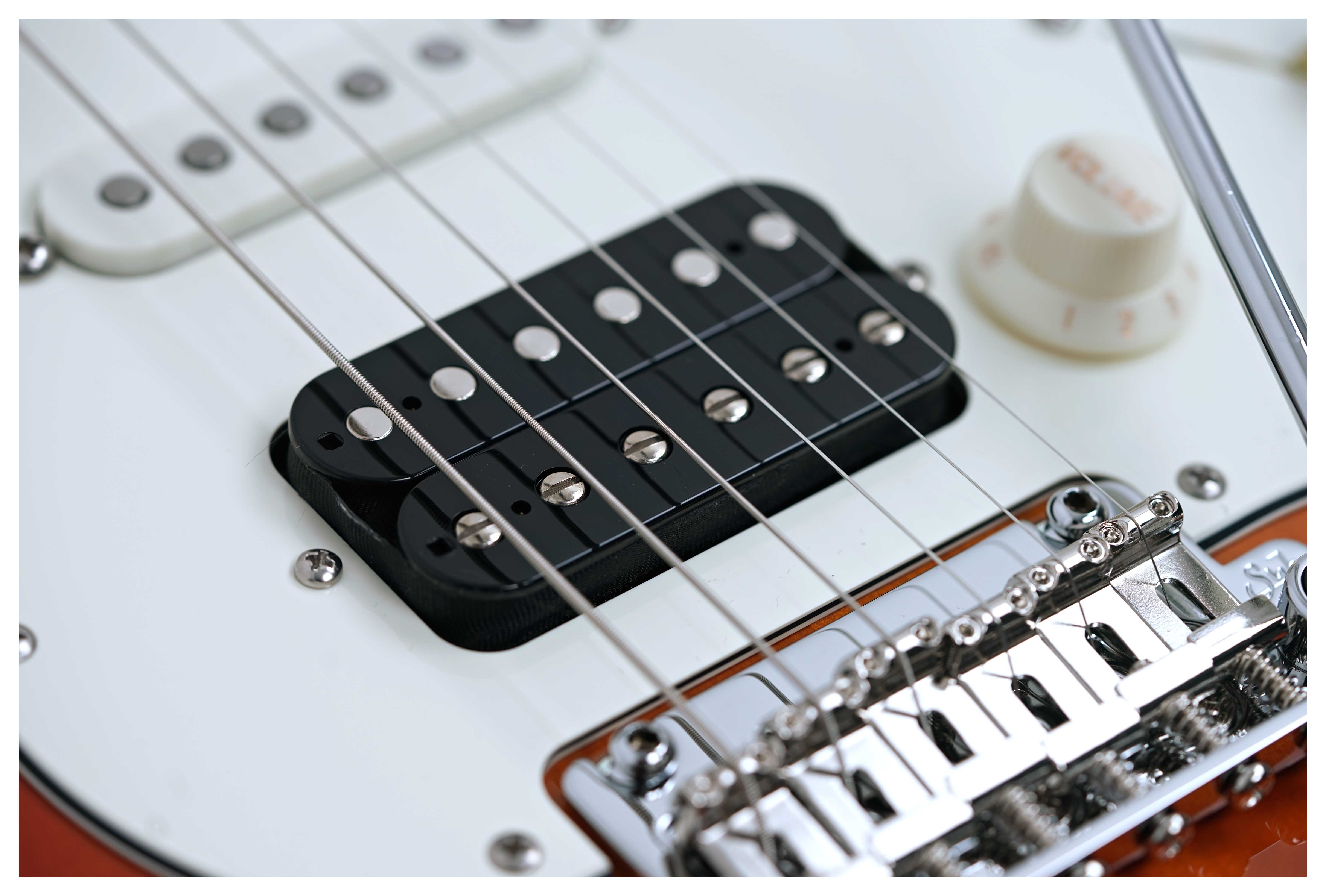 Suhr Classic S 3 Tone Burst HSS Maple Fingerboard #87630