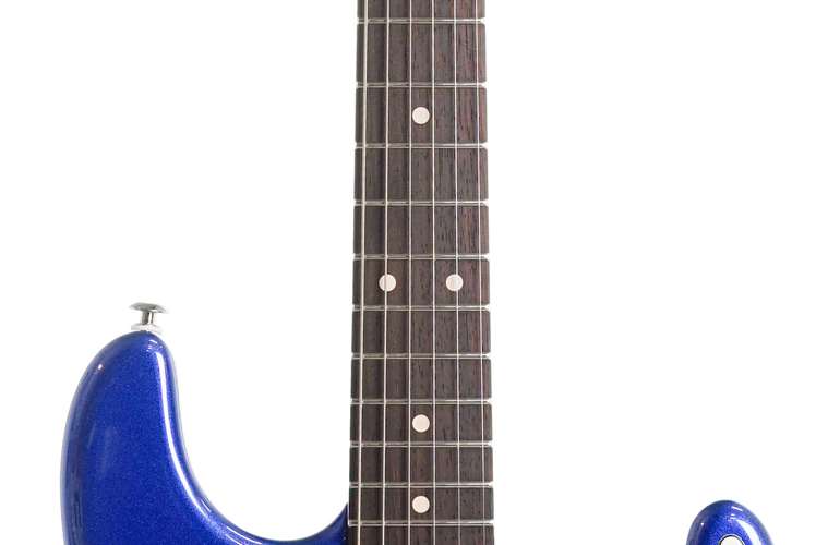 Suhr Classic S HSS Indigo Metallic Rosewood Fingerboard SSCII #87602 Suhr Classic S HSS Indigo Metallic Rosewood Fingerboard SSCII #87602