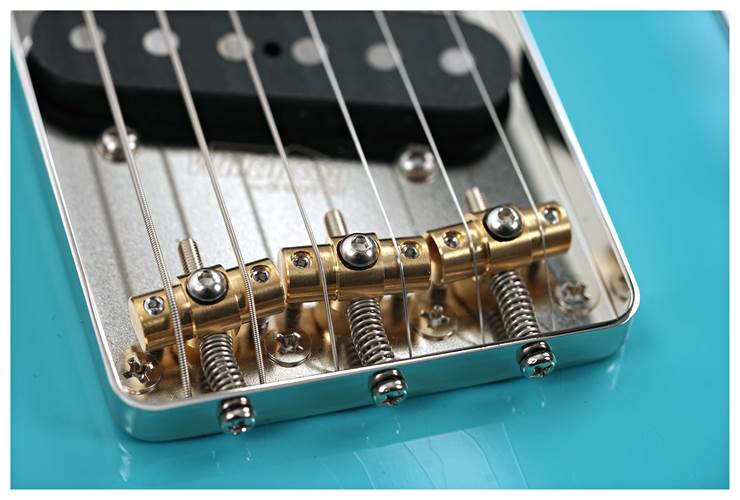 Suhr Classic T Vintage Limited Edition Daphne Blue Rosewood Fingerboard Suhr Classic T Vintage Limited Edition Daphne Blue Rosewood Fingerboard
