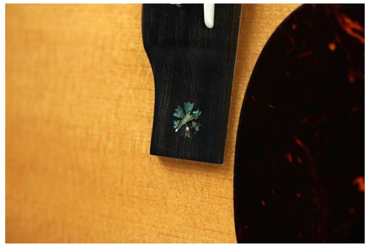 Martin Custom D14 Coco B&S Pearl VTS Top #2734681 Martin Custom D14 Coco B&S Pearl VTS Top #2734681