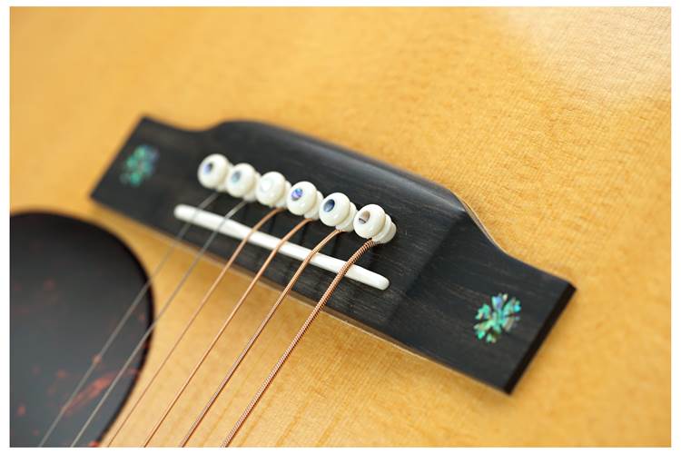 Martin Custom D14 Coco B&S Pearl VTS Top #2734681 Martin Custom D14 Coco B&S Pearl VTS Top #2734681