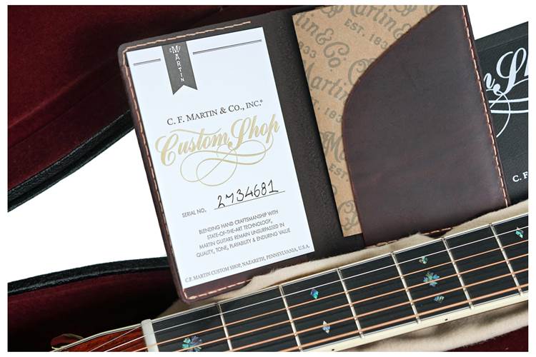 Martin Custom D14 Coco B&S Pearl VTS Top #2734681 Martin Custom D14 Coco B&S Pearl VTS Top #2734681