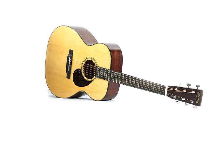 Martin Custom 000 Sinker Mahogany / Adirondack Spruce 1 3/4 Inch Nut Martin Custom 000 Sinker Mahogany / Adirondack Spruce 1 3/4 Inch Nut