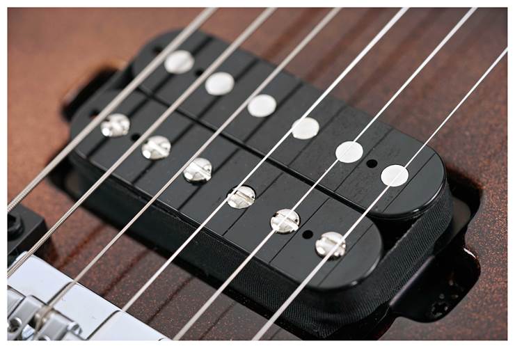 Vigier Excalibur Thirteen HH Urban Gold Rosewood Fingerboard Vigier Excalibur Thirteen HH Urban Gold Rosewood Fingerboard
