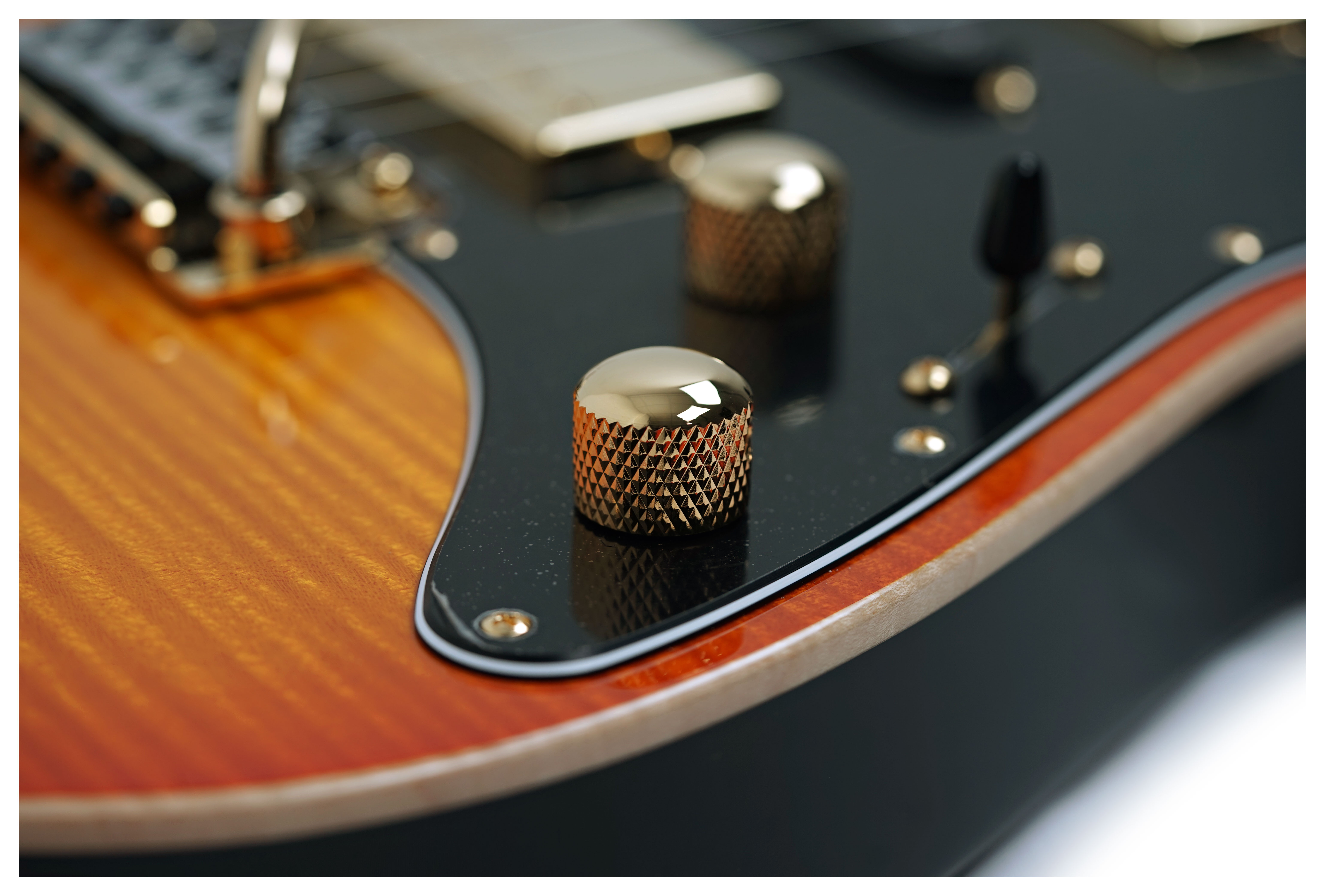 Suhr Standard Flame Honey Amber Burst #87873