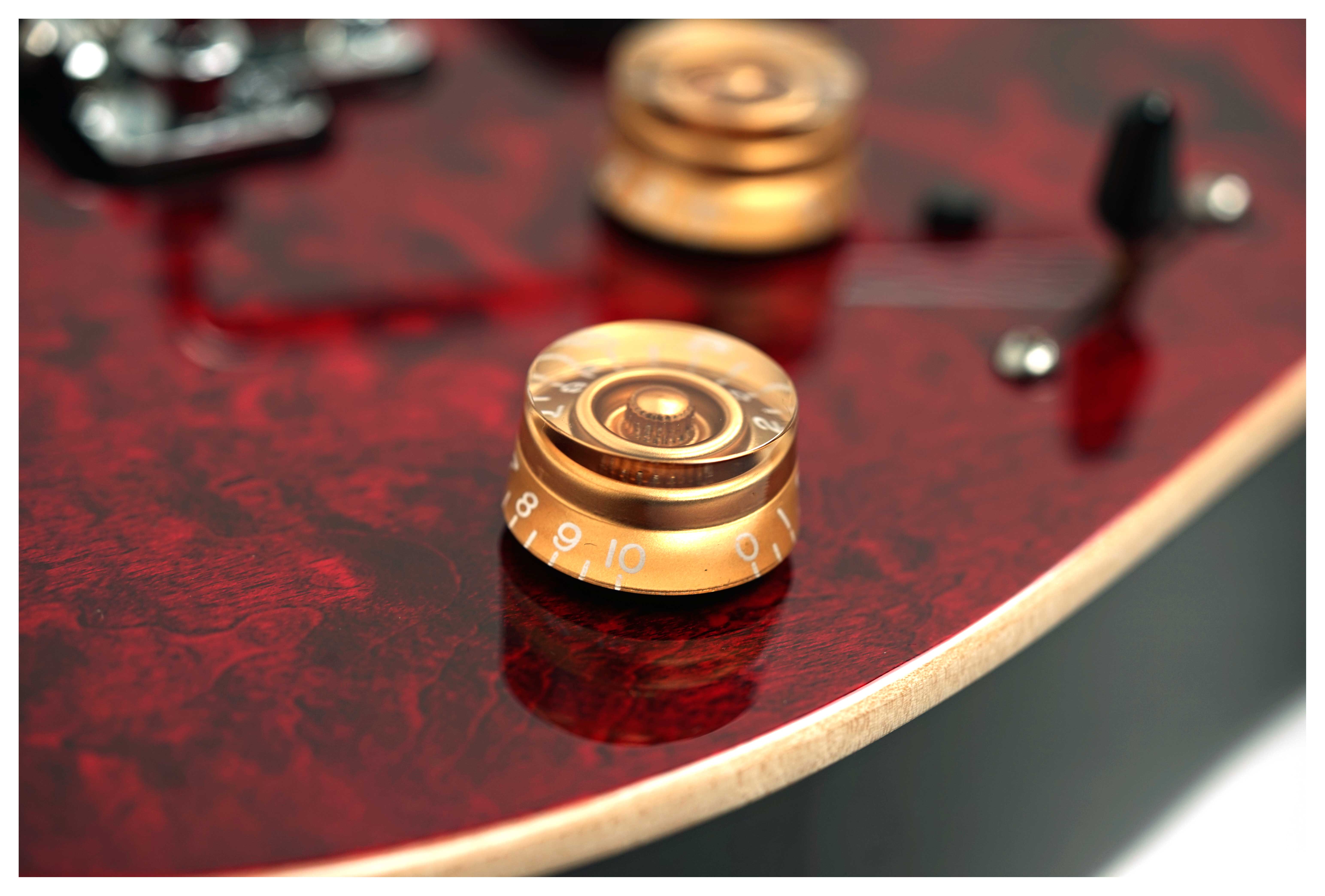 Suhr Modern Quilt Chili Pepper Red #87863