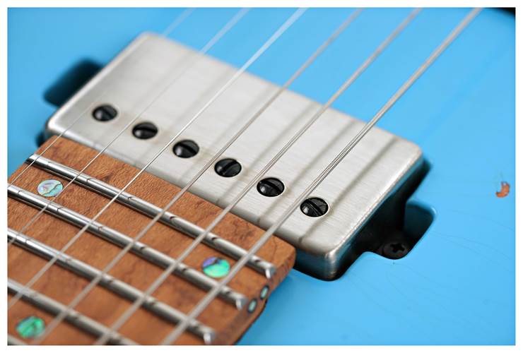 Mayones Aquila Aged V24 6 Monolith Daphne Blue #AQ2405427 Mayones Aquila Aged V24 6 Monolith Daphne Blue #AQ2405427