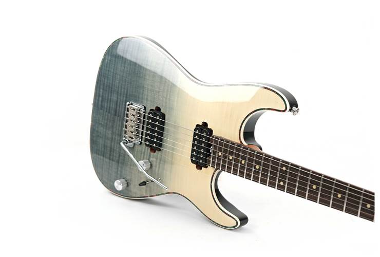 EART EYP-Elite Black White Fade EART EYP-Elite Black White Fade