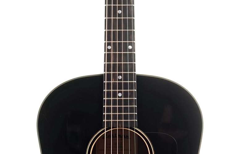 Eastman E10SS-TC Thermo-Cure Slope Shoulder Dreadnought Sunburst Eastman E10SS-TC Thermo-Cure Slope Shoulder Dreadnought Sunburst
