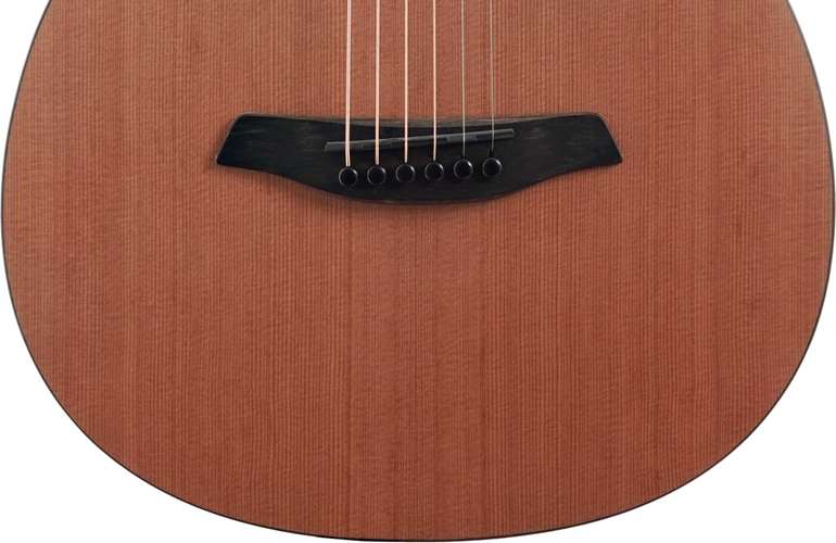 Furch Pioneer-CM Western Red Cedar / African Mahogany (Ex-Demo) #126798 Furch Pioneer-CM Western Red Cedar / African Mahogany (Ex-Demo) #126798