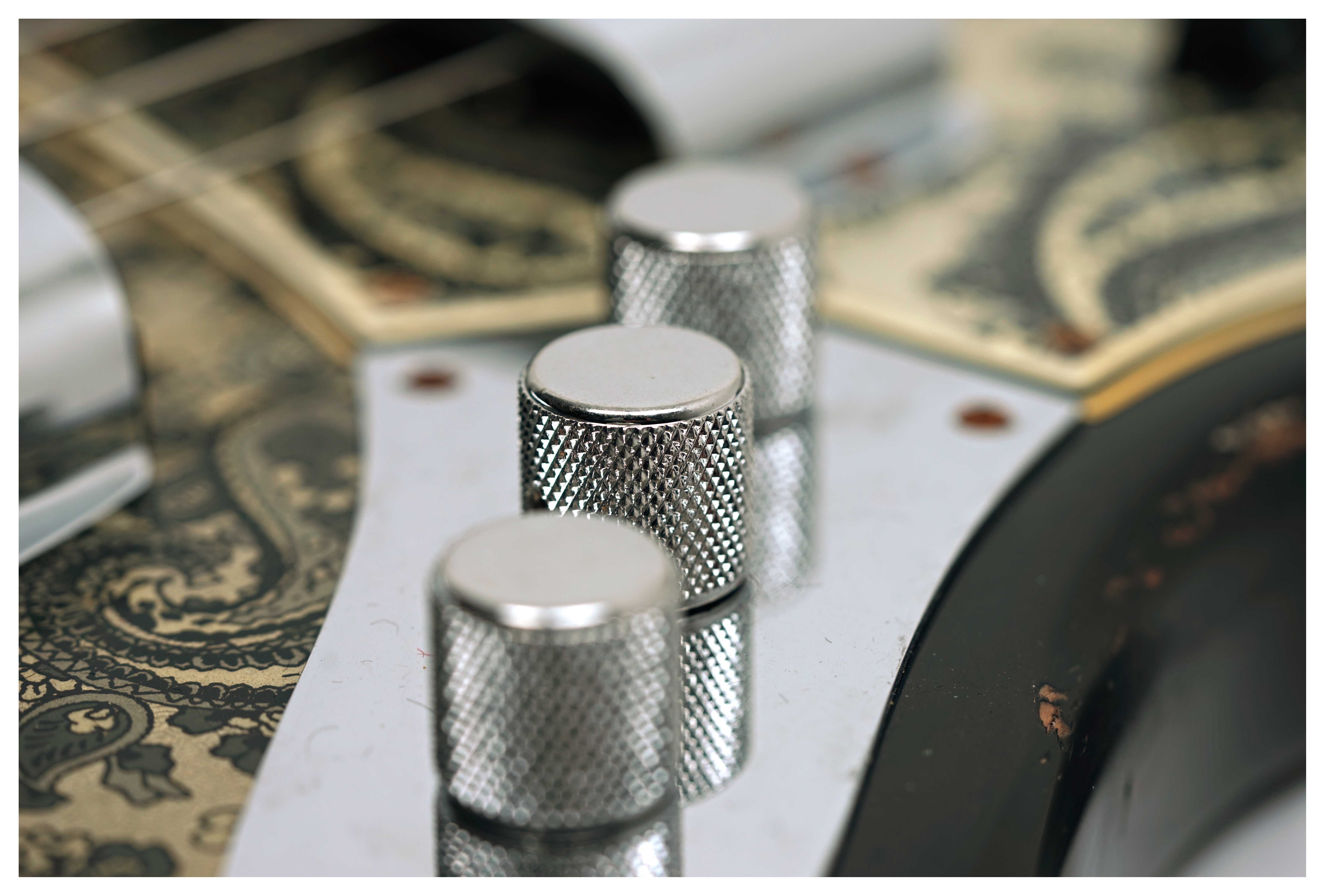 Fender Custom Shop Limited Edition Jazz Bass Relic Black Paisley #CZ586257