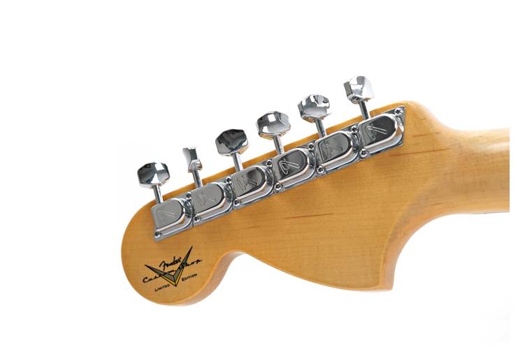 Fender Custom Shop Limited Edition 1968 Stratocaster Jouneyman Relic Pink Paisley #CZ580399 Fender Custom Shop Limited Edition 1968 Stratocaster Jouneyman Relic Pink Paisley #CZ580399