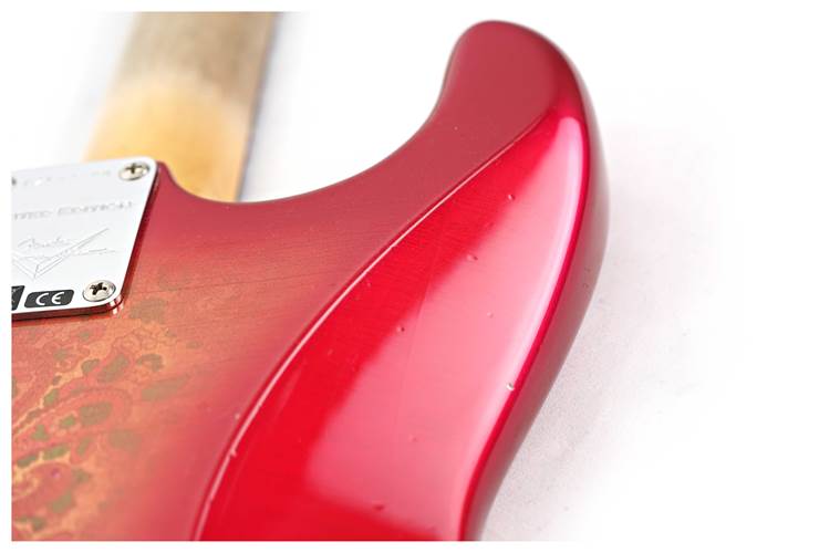 Fender Custom Shop Limited Edition 1968 Stratocaster Jouneyman Relic Pink Paisley #CZ580399 Fender Custom Shop Limited Edition 1968 Stratocaster Jouneyman Relic Pink Paisley #CZ580399