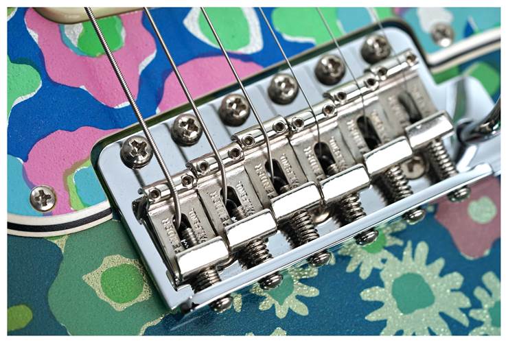 Fender Custom Shop Limited Edition 1968 Stratocaster Jouneyman Relic Blue Flower #CZ585437 Fender Custom Shop Limited Edition 1968 Stratocaster Jouneyman Relic Blue Flower #CZ585437