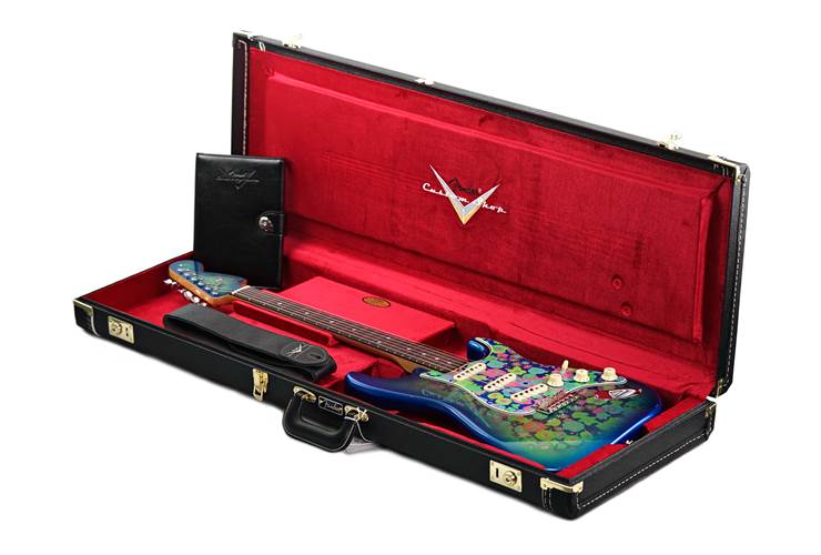 Fender Custom Shop Limited Edition 1968 Stratocaster Jouneyman Relic Blue Flower #CZ585437 Fender Custom Shop Limited Edition 1968 Stratocaster Jouneyman Relic Blue Flower #CZ585437