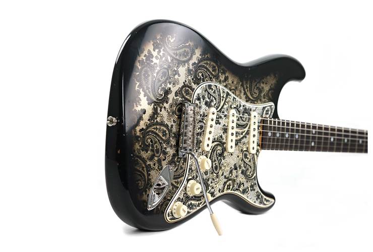 Fender Custom Shop Limited Edition 1968 Stratocaster Journeyman Relic Black Paisley #CZ584214 Fender Custom Shop Limited Edition 1968 Stratocaster Journeyman Relic Black Paisley #CZ584214