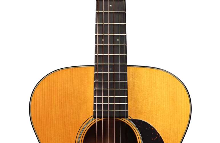 Martin Custom Shop Expert 000-18 Aged #2844388 Martin Custom Shop Expert 000-18 Aged #2844388
