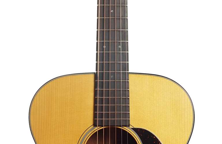 Martin Custom Shop Expert 000-18 Aged Martin Custom Shop Expert 000-18 Aged