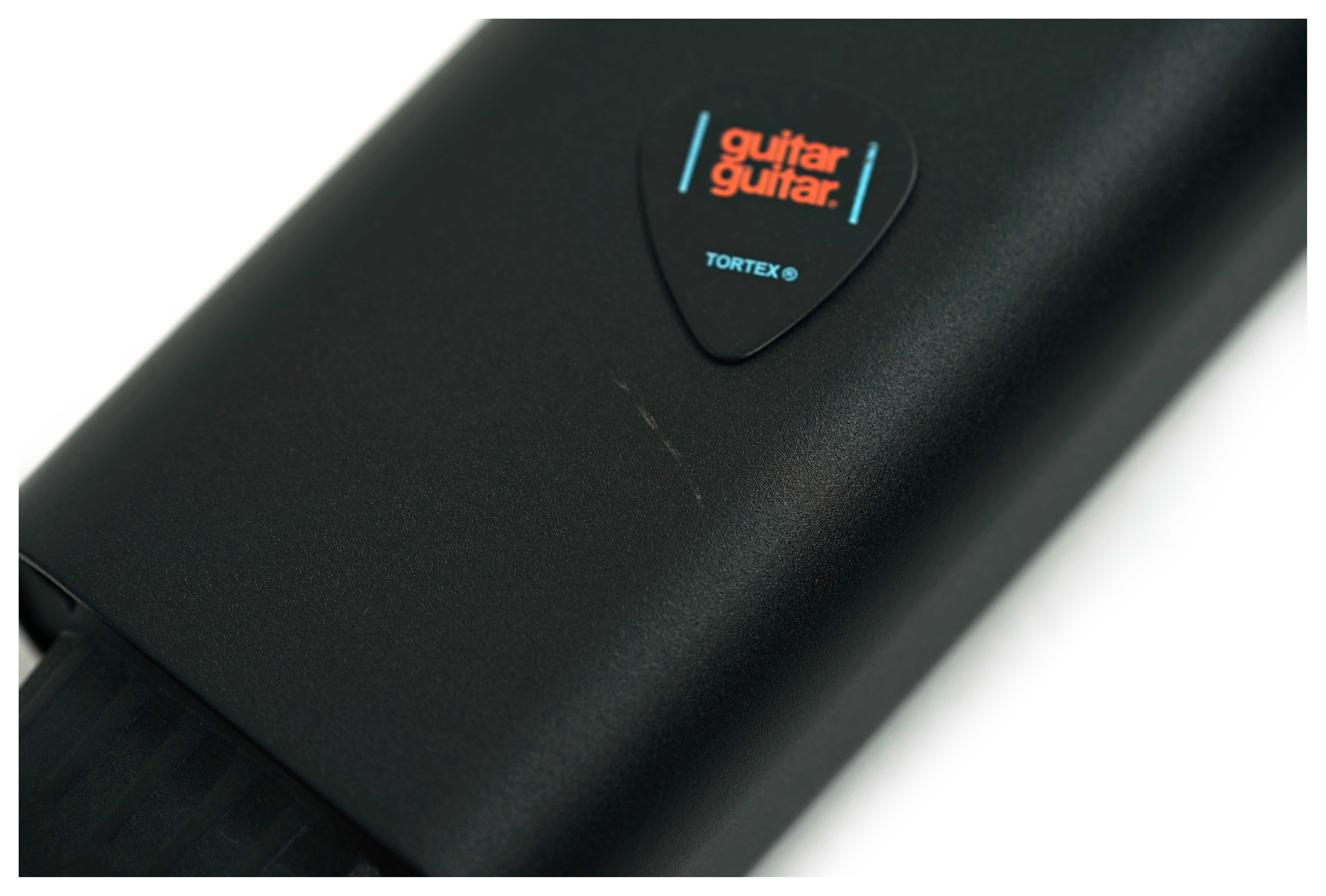 QSC KC12-BK 3000W Active 3-Way Column Loudspeaker System Black (Ex-Demo) #25CN2504G00184