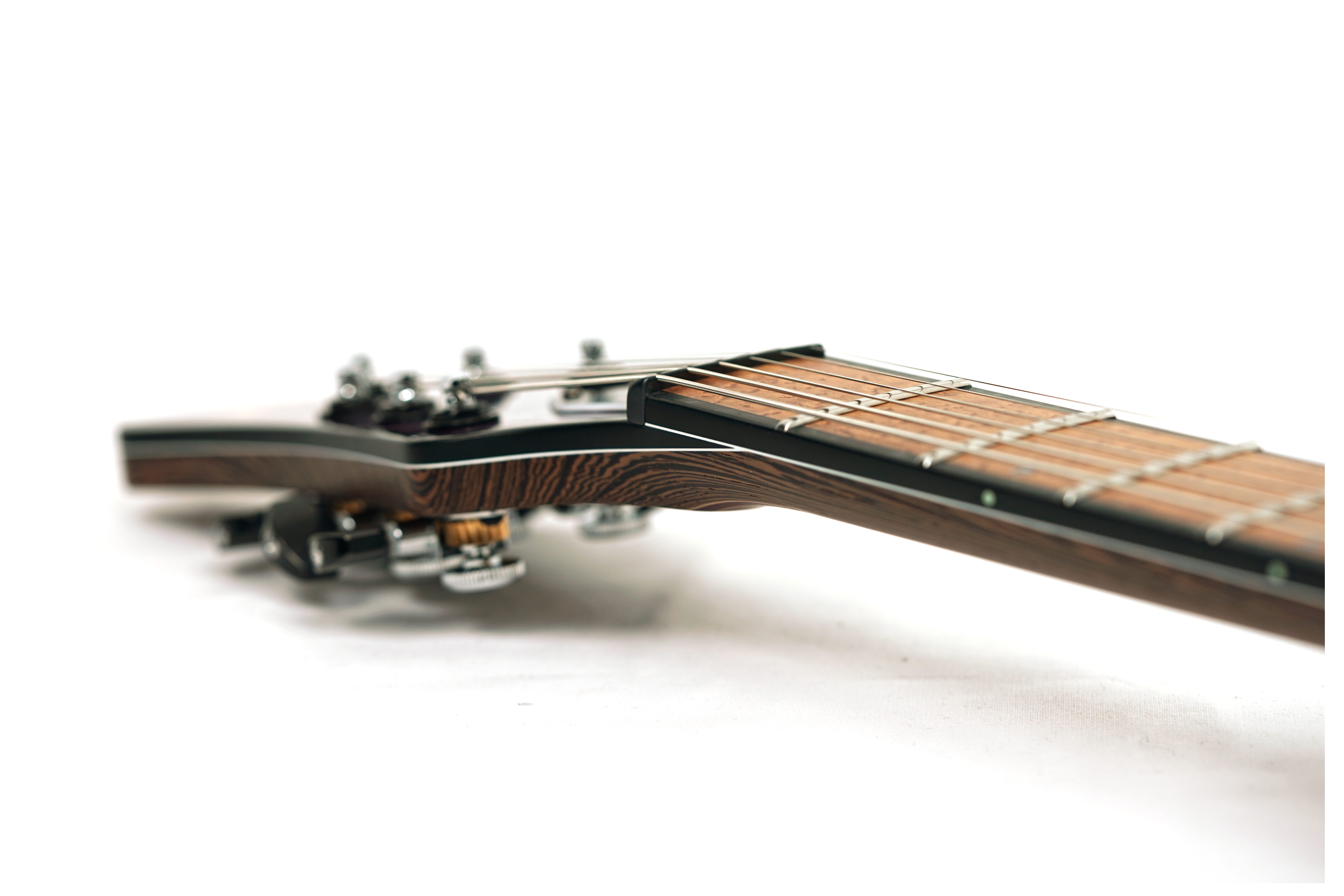 Mayones Regius 6 Quilted Maple 5A Top, Master Grade Birdseye Maple Fretboard, Beyond Purple #RF2604276