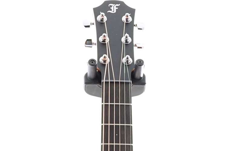 Furch Pioneer-CM a Furch Pioneer-CM a