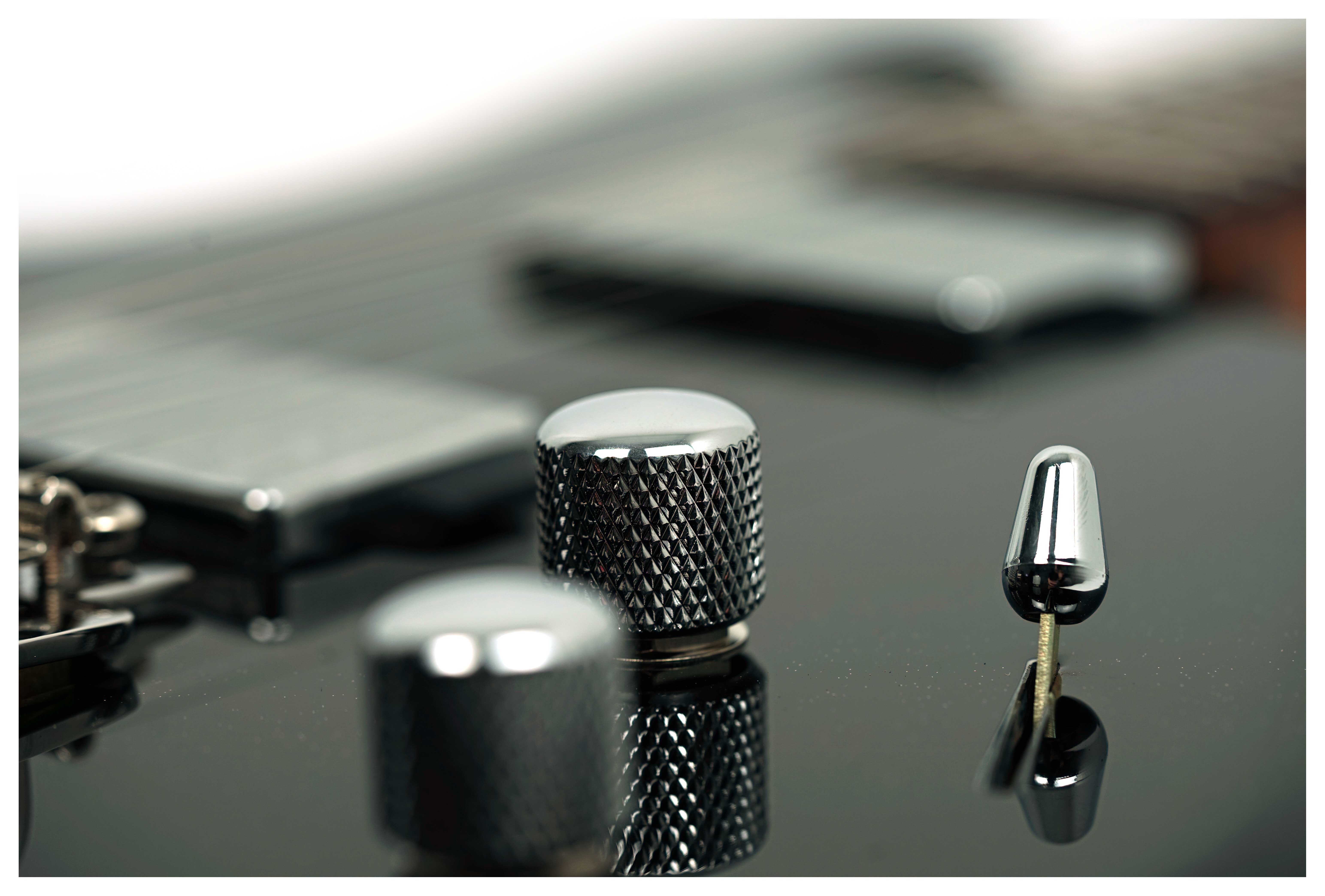 Music Man Luke 4 HH Black Sparkle Rosewood Fingerboard #H10554