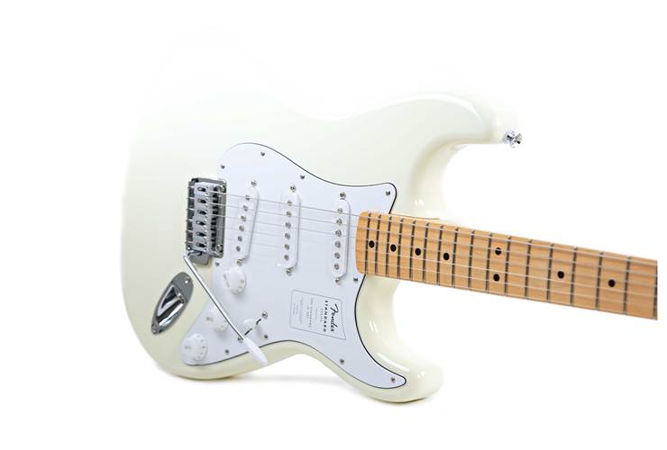 Fender Standard Stratocaster Olympic White Maple Fingerboard Fender Standard Stratocaster Olympic White Maple Fingerboard