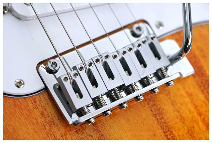 Fender Standard Stratocaster 3-Color Sunburst Indian Laurel Fingerboard Fender Standard Stratocaster 3-Color Sunburst Indian Laurel Fingerboard