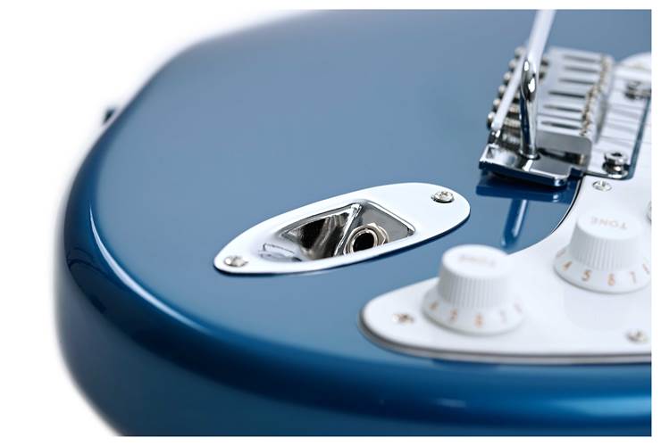 Fender Standard Stratocaster Aqua Marine Metallic Indian Laurel Fingerboard Fender Standard Stratocaster Aqua Marine Metallic Indian Laurel Fingerboard