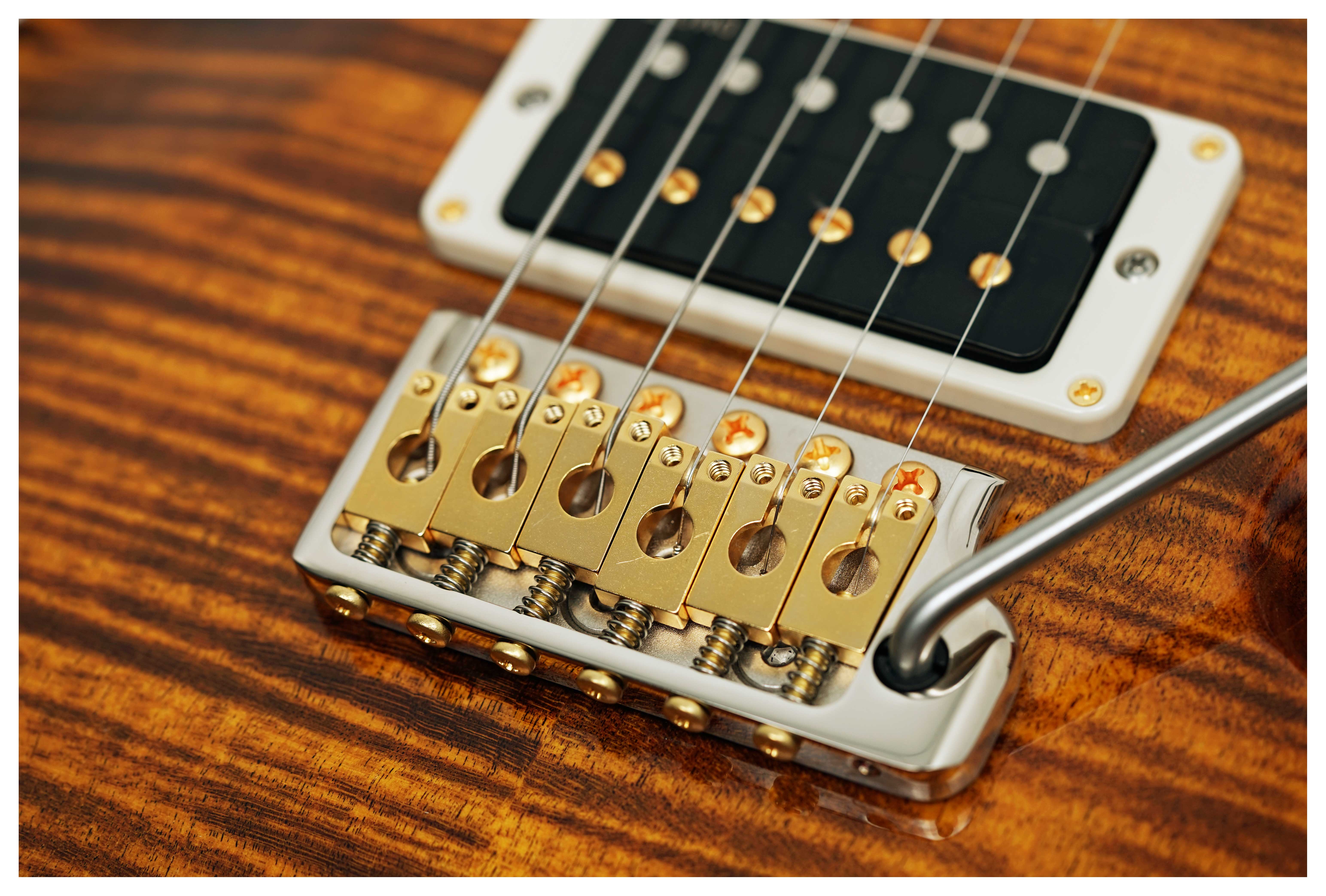 PRS Custom 24 Hand Selected 10 Top Black Gold #0424187